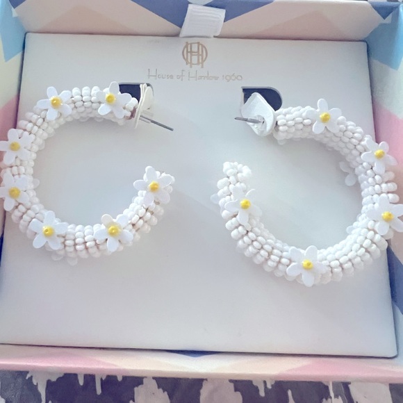 House of Harlow Daisy Large Hoop Earrings White & Yellow New in box - Picture 2 of 6